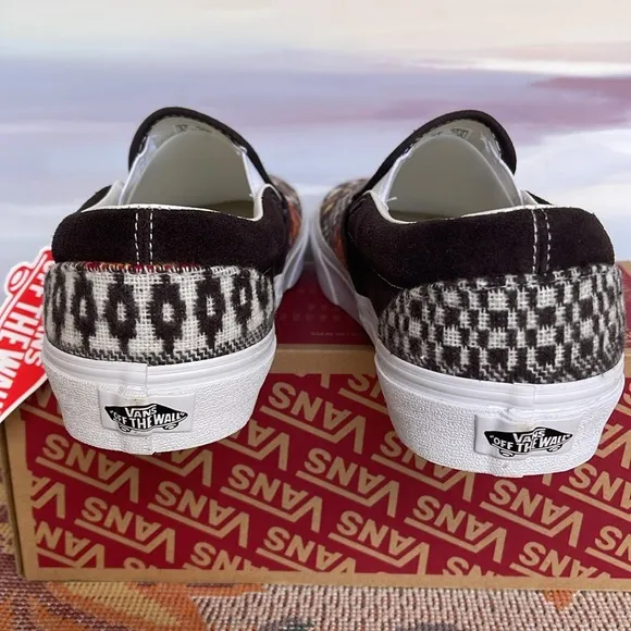 Vans WMNS Classic Slip-0nFair Isle Brown/MultiVN0A5JMHBF0Sneakers