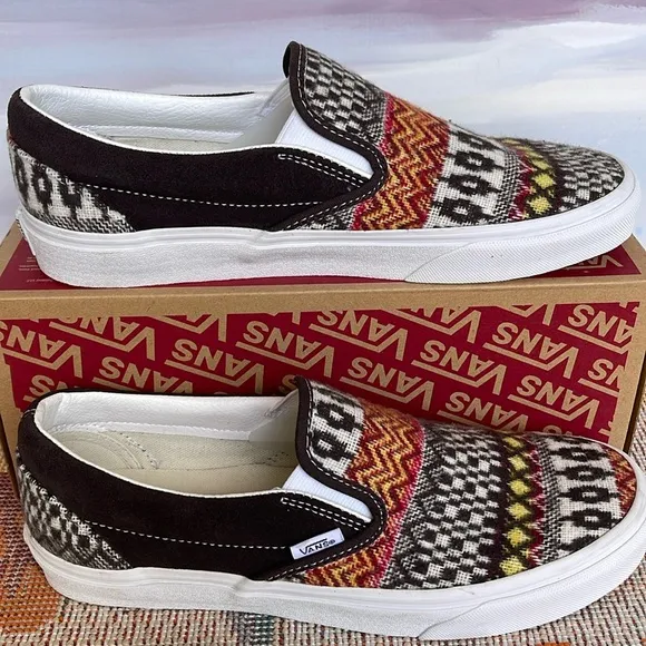 Vans WMNS Classic Slip-0nFair Isle Brown/MultiVN0A5JMHBF0Sneakers