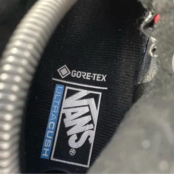 Vans x UltraRange Exo Hi MTE-2 Gore-Tex Dachshund  Boots x Men Size 8/Women 9.5