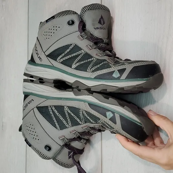 Vasque Womens Monolith Outdoor Hiking High Boots Sneakers shoes sz 8M