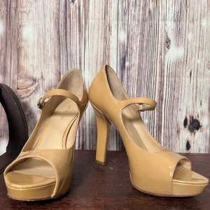 Via Spiga nude leather heels Size 9