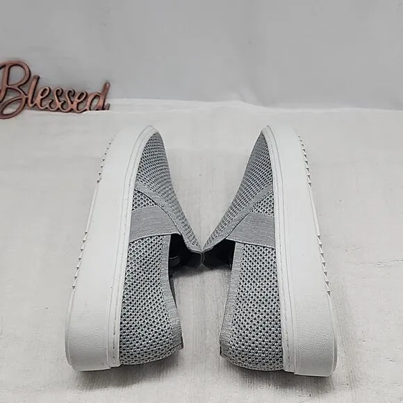 🐽VINCE🐽PEP FLYKNIT🐽 SNEAKER LOAFER🐽LADIES 8🐽PERFORATED LIGHT GREY 🐽NWOB🐽