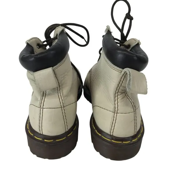 VINTAGE DR MARTENS ~CREAM BROWN LEATHER LACE UP BOOTS MADE ENGLAND MEN 5 WOMEN 7