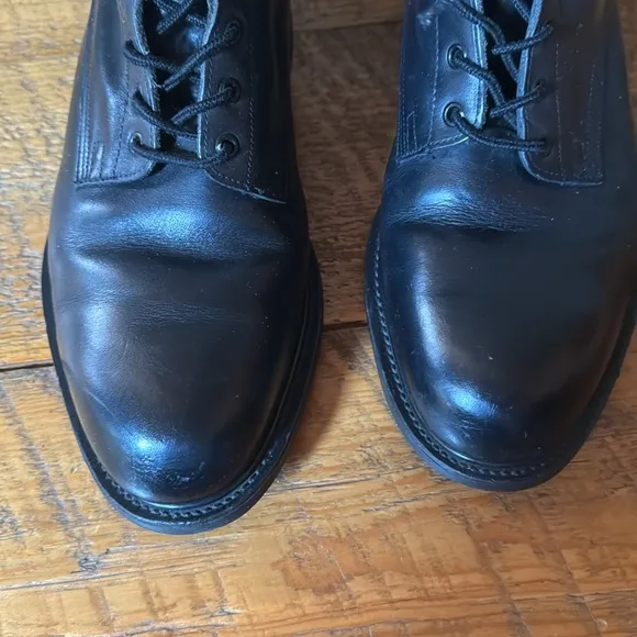 Vintage Wolverine black leather combat boots Size 11 Wide / 11W