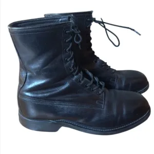 Vintage Wolverine black leather combat boots Size 11 Wide / 11W