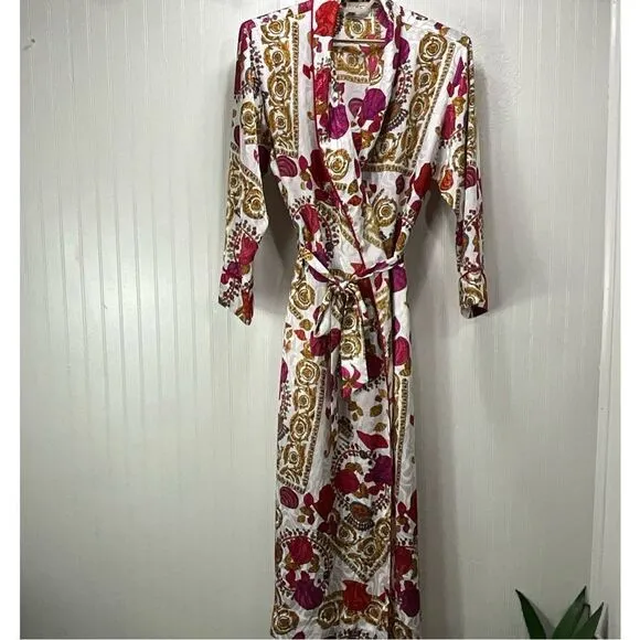 VINTAGE MARY MCFADDEN Satin wrap robe