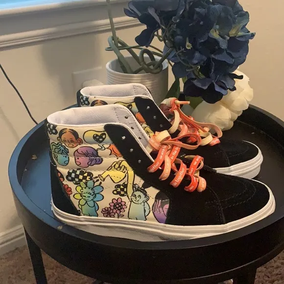 Welcome. I am selling Van high-tops. if you have any questions please ask.
