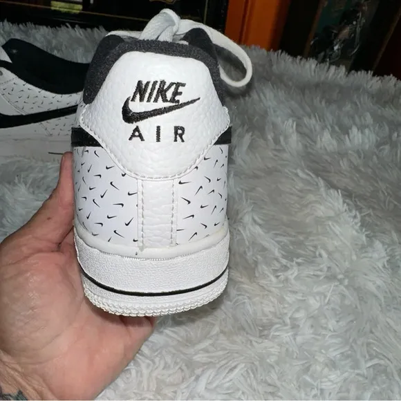 Women Air Force 1 '07 Low Swooshfetti youth 5..0 Women’s 6.5