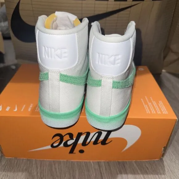 Women Nike Blazer Mid '77 Shoes Sneakers Size 8.5 White Spring Green FJ4547 100