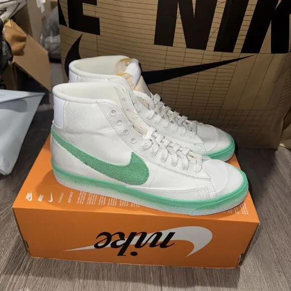 Women Nike Blazer Mid '77 Shoes Sneakers Size 8.5 White Spring Green FJ4547 100