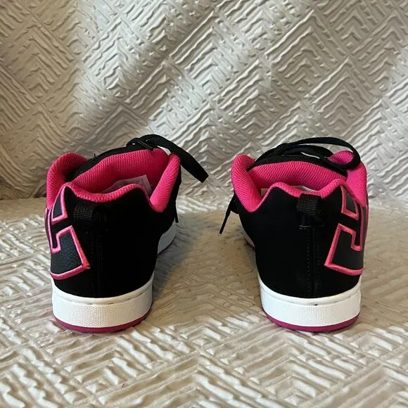 WOMENS Court Graffik DC SHOE Size 7 Hot Pink Black $65 SKATEBOARD New WO Box