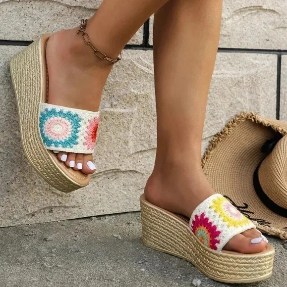 Women'S Wedge Heels Thick Bottom Colorful Braided Embroidery Beach Sandals