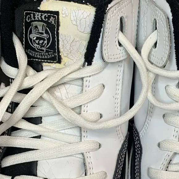Y2K C1RCA black white two tone men’s skateboard shoes vintage 205VLC panda