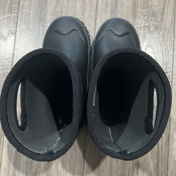 YORK SOLID BOGS waterproof LITTLE Kids' Insulated Rain Boots sz 1 NEW BLACK